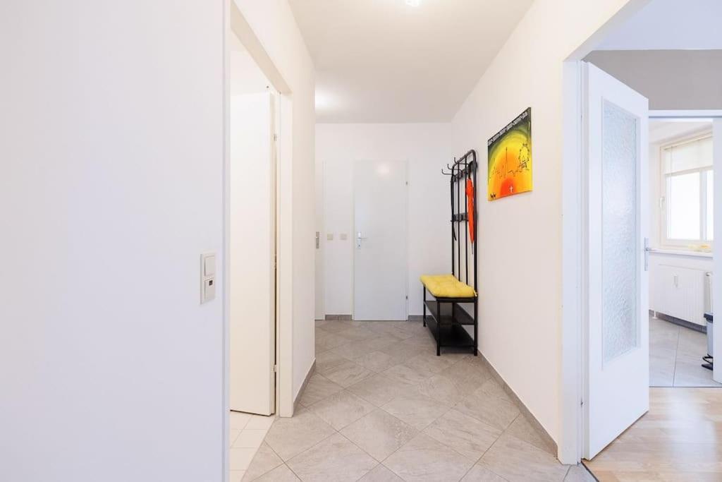New! Cozy & Lovely Home In The 3Rd District Вена Экстерьер фото