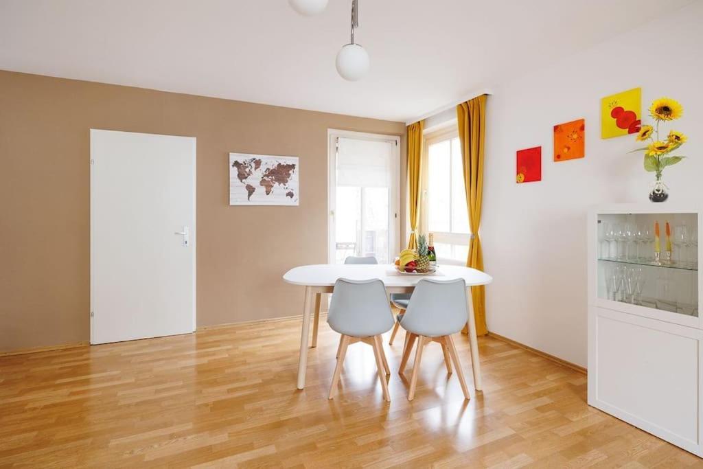 New! Cozy & Lovely Home In The 3Rd District Вена Экстерьер фото